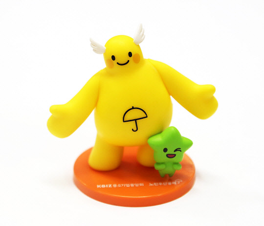 노란우산공제 캐릭터 홍보용품. 중소기업중앙회 제공